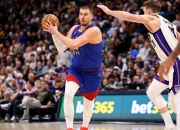 欧文险胜约基奇，鹈鹕关键表现点燃全场！