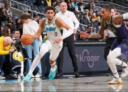 包含步行者官方公布新规，绝杀战胜引发争议，国王球迷热议！的词条